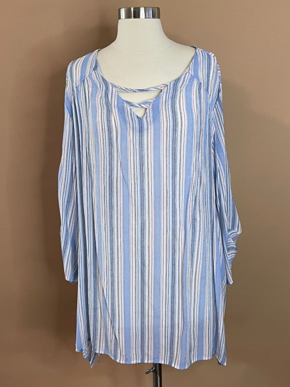 Catherines 3X Blue Stripe Criss-Cross Neck Tunic Top Plus 26/28W Boho Flowy